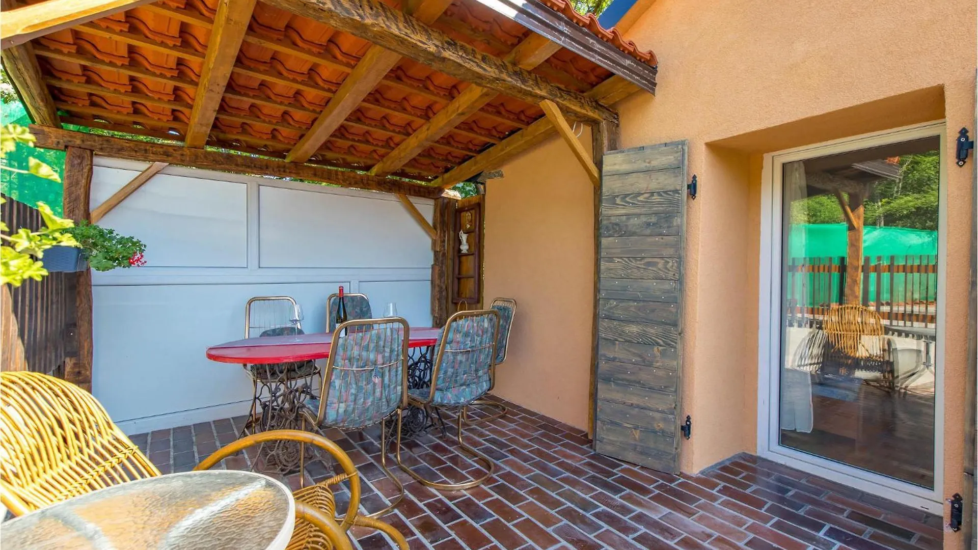 Holiday home 2 Bedroom Stunning Home In Jurdani